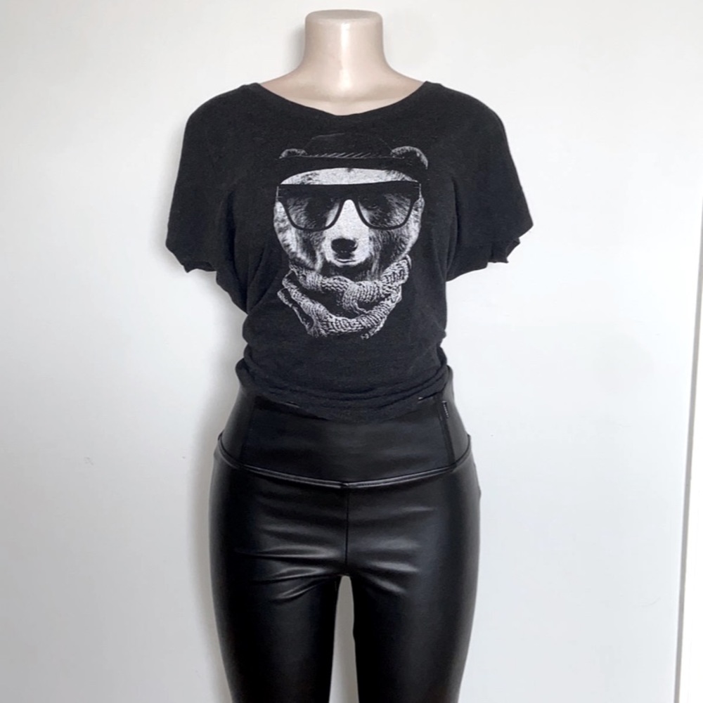 Graphic tee